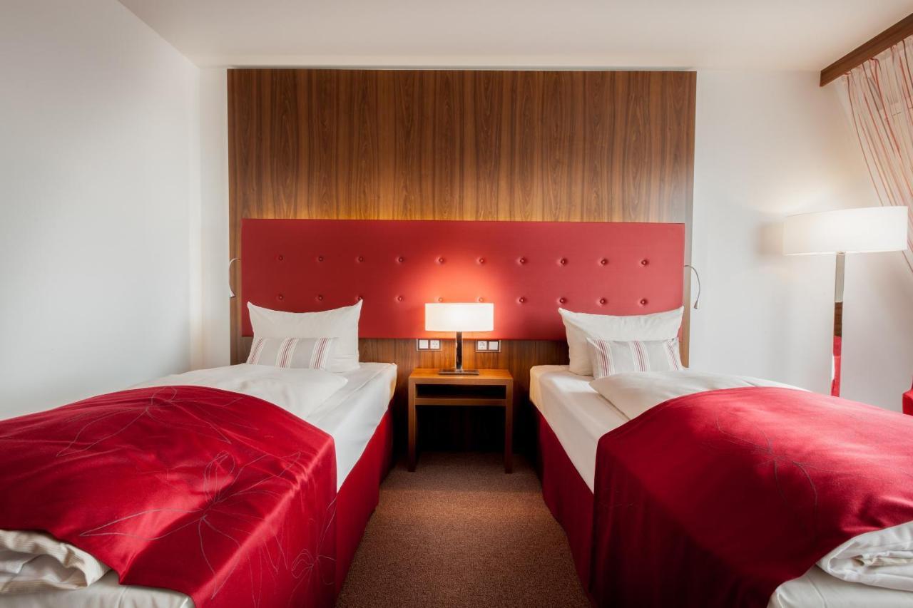 Fora By Mercure Hotel 4*